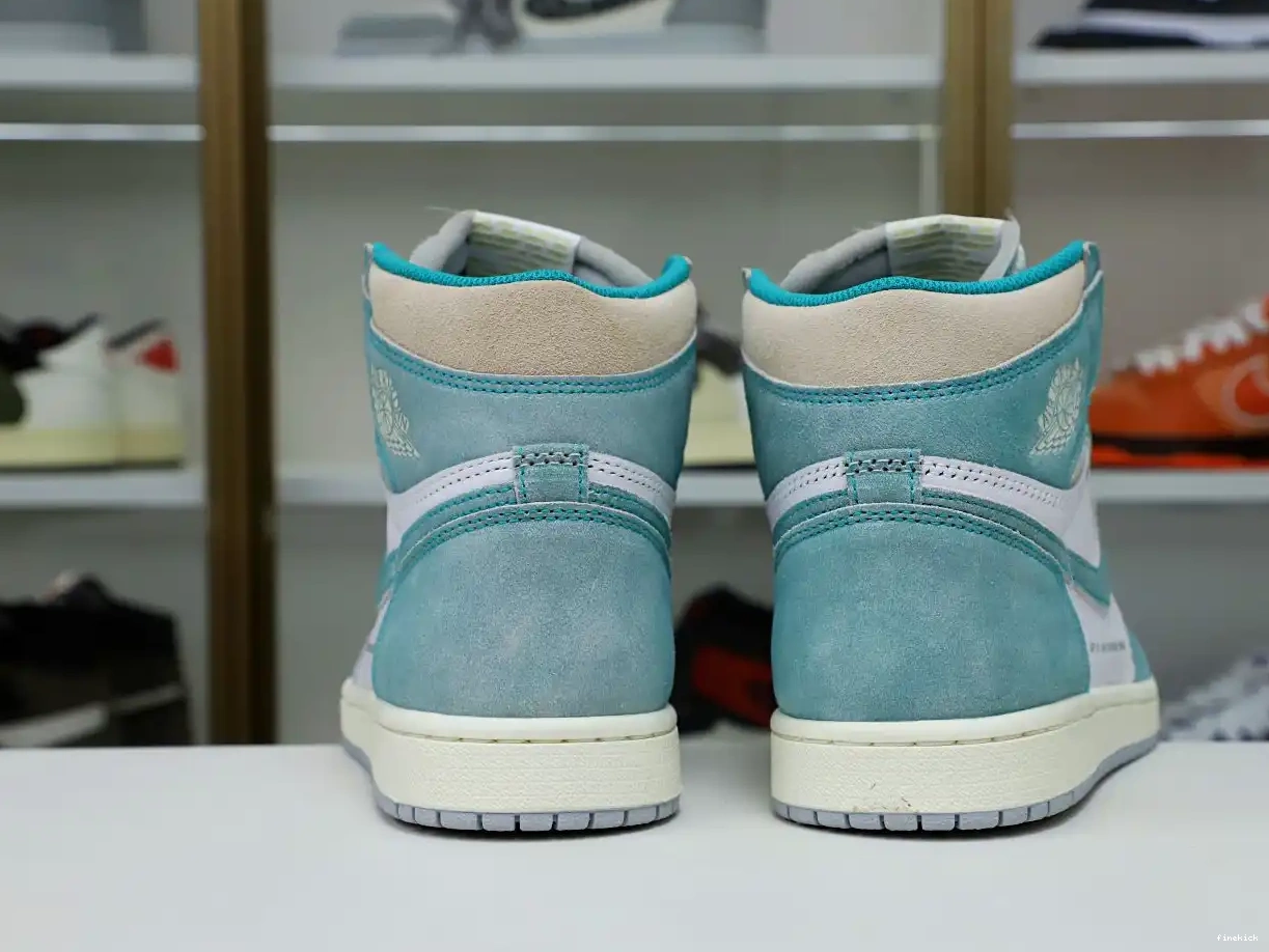 AIR OG 1 HIGH GREEN' 'TURBO JORDAN RETRO 0424